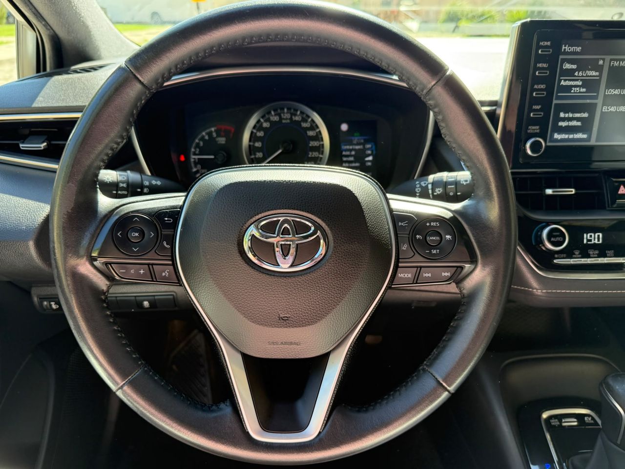 Toyota Corolla Touring Sports 125H Business 2021 de segunda mano en Barcelona