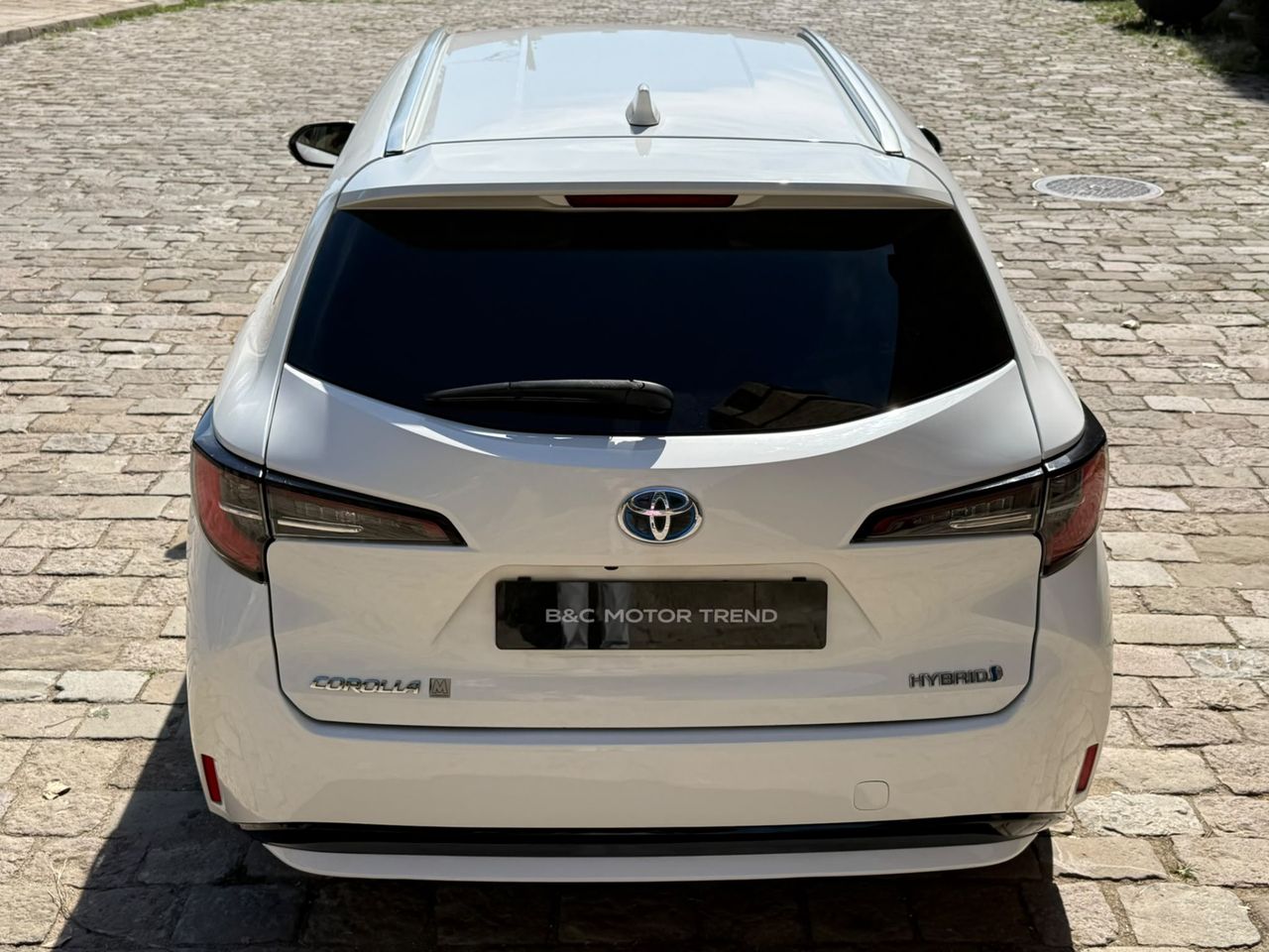 Toyota Corolla Touring Sports 125H Business 2021 de segunda mano en Barcelona