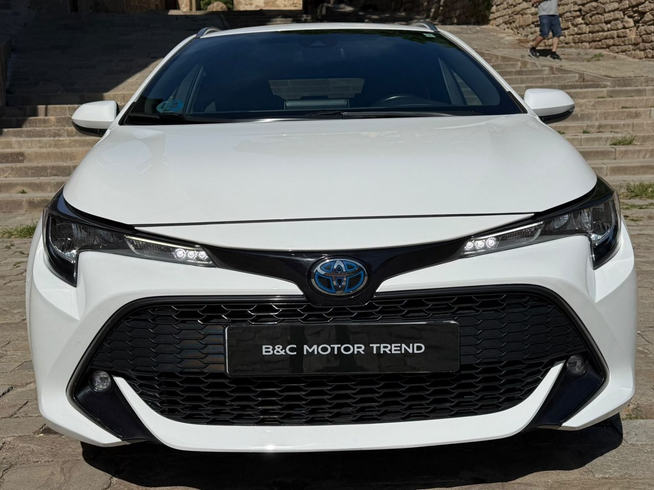 Toyota Corolla Touring Sports 125H Business 2021 de segunda mano en Barcelona