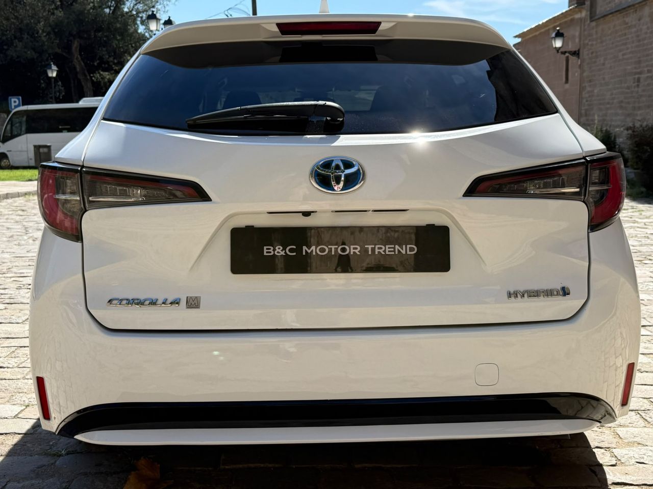Toyota Corolla Touring Sports 125H Business 2021 de segunda mano en Barcelona