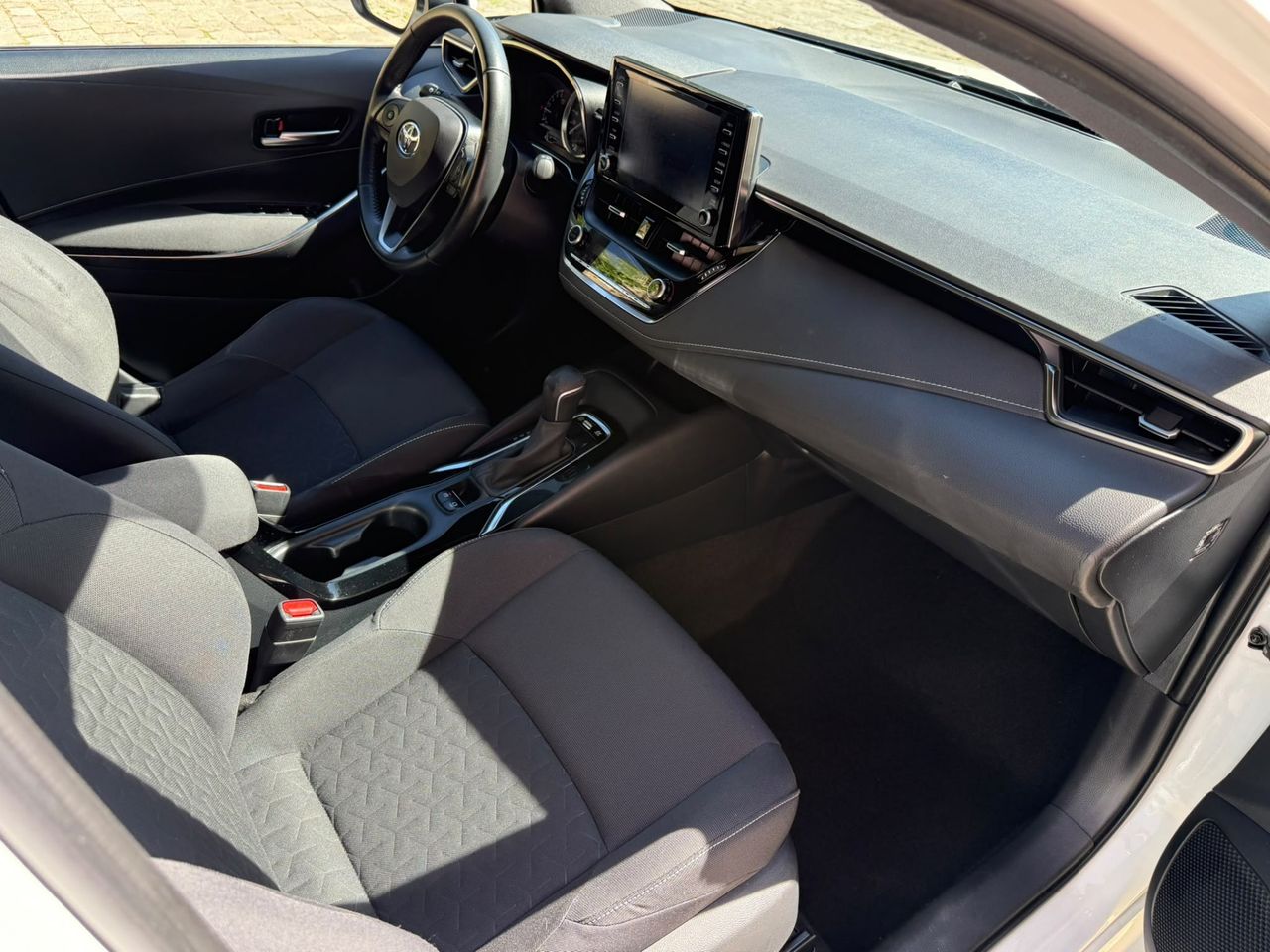 Toyota Corolla Touring Sports 125H Business 2021 de segunda mano en Barcelona