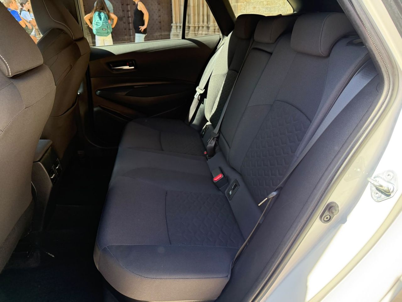 Toyota Corolla Touring Sports 125H Business 2021 de segunda mano en Barcelona
