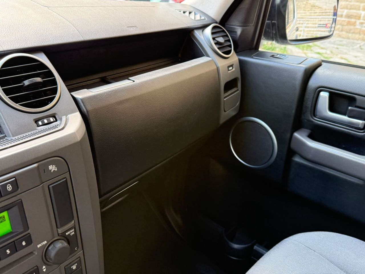 Land-Rover Discovery 3 TDV6 2.7 SE CommandShift 2006 de segunda mano en Barcelona