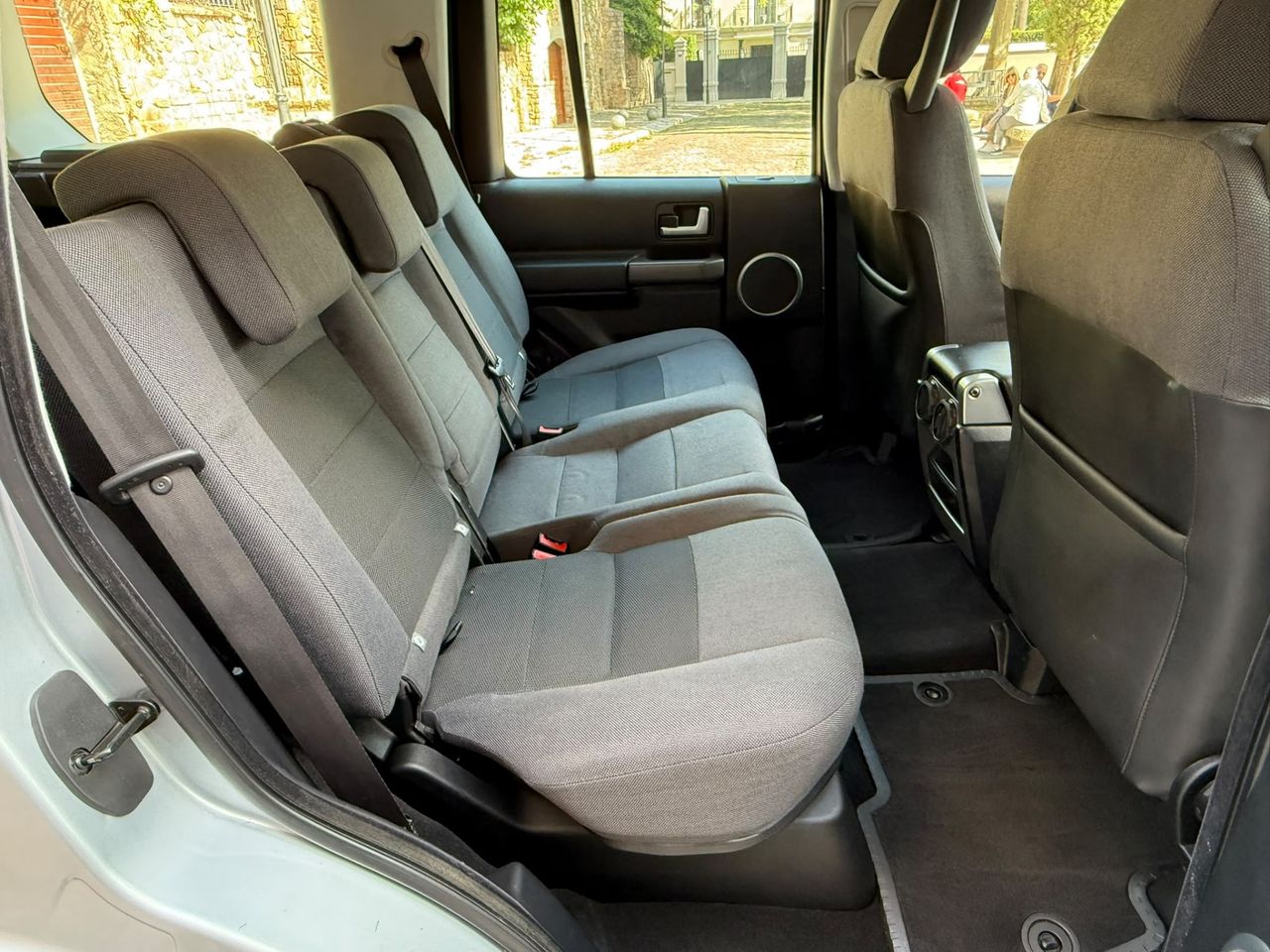 Land-Rover Discovery 3 TDV6 2.7 SE CommandShift 2006 de segunda mano en Barcelona