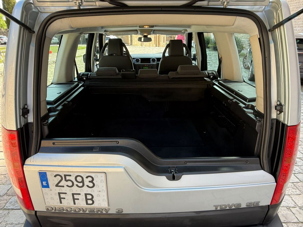 Land-Rover Discovery 3 TDV6 2.7 SE CommandShift 2006 de segunda mano en Barcelona