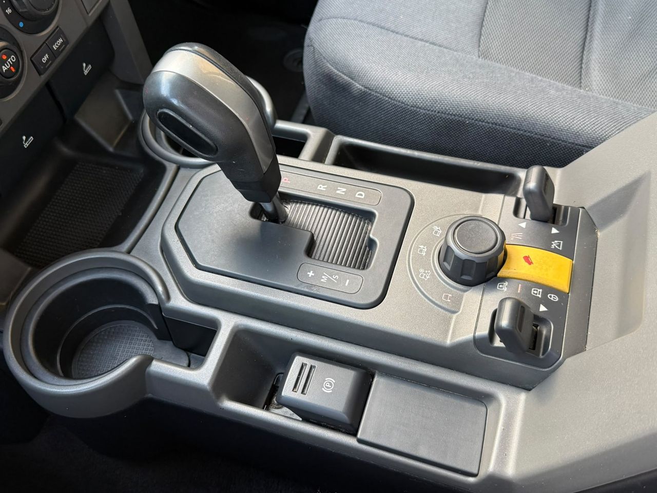 Land-Rover Discovery 3 TDV6 2.7 SE CommandShift 2006 de segunda mano en Barcelona