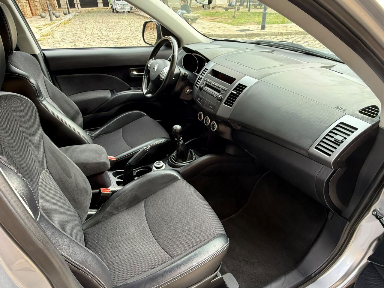 Citroën C-Crosser 2.2 HDi 160 FAP Exclusive 2008 de segunda mano en Barcelona