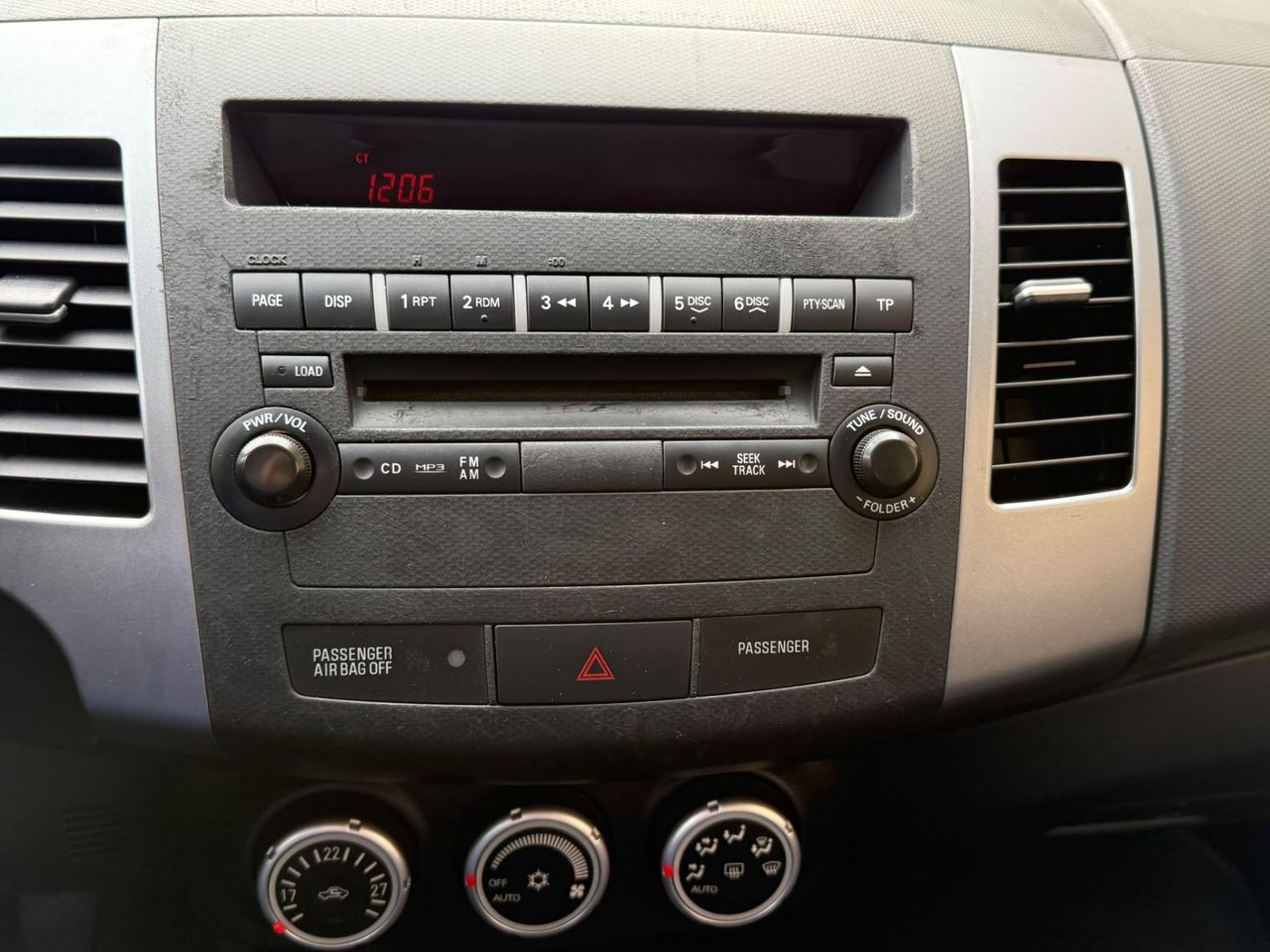 Citroën C-Crosser 2.2 HDi 160 FAP Exclusive 2008 de segunda mano en Barcelona