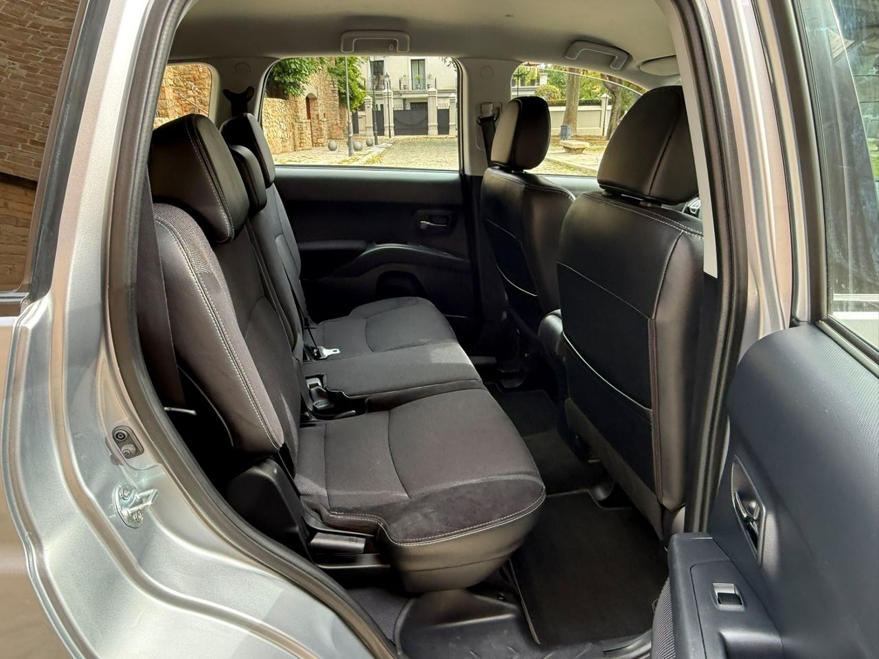 Citroën C-Crosser 2.2 HDi 160 FAP Exclusive 2008 de segunda mano en Barcelona