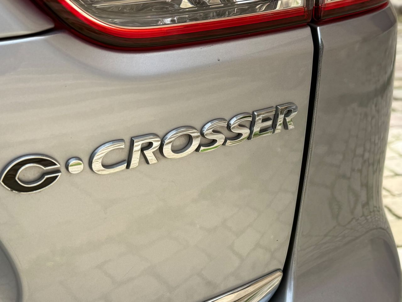Citroën C-Crosser 2.2 HDi 160 FAP Exclusive 2008 de segunda mano en Barcelona