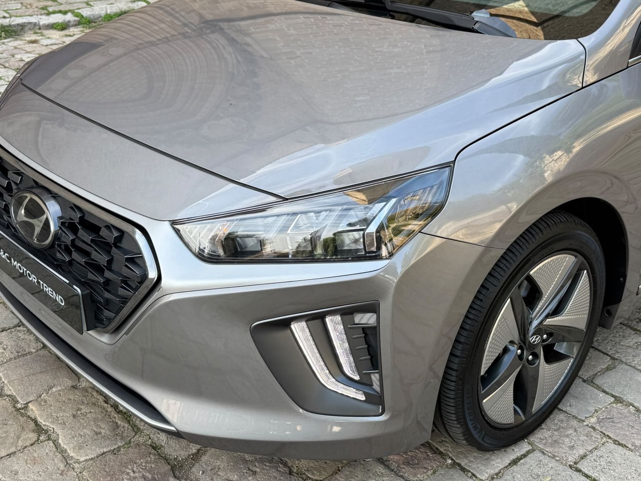 Hyundai IONIQ Híbrido 1.6 GDI 104 kW 2022 de segunda mano en Barcelona