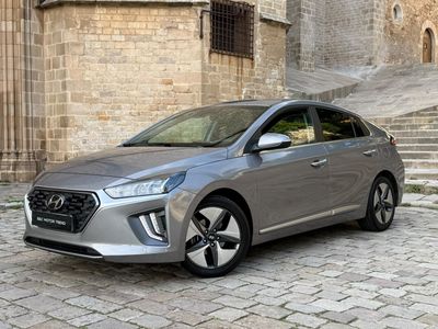 Hyundai IONIQ  Híbrido 1.6 GDI 104 kW  2022 - de segunda mano en Barcelona