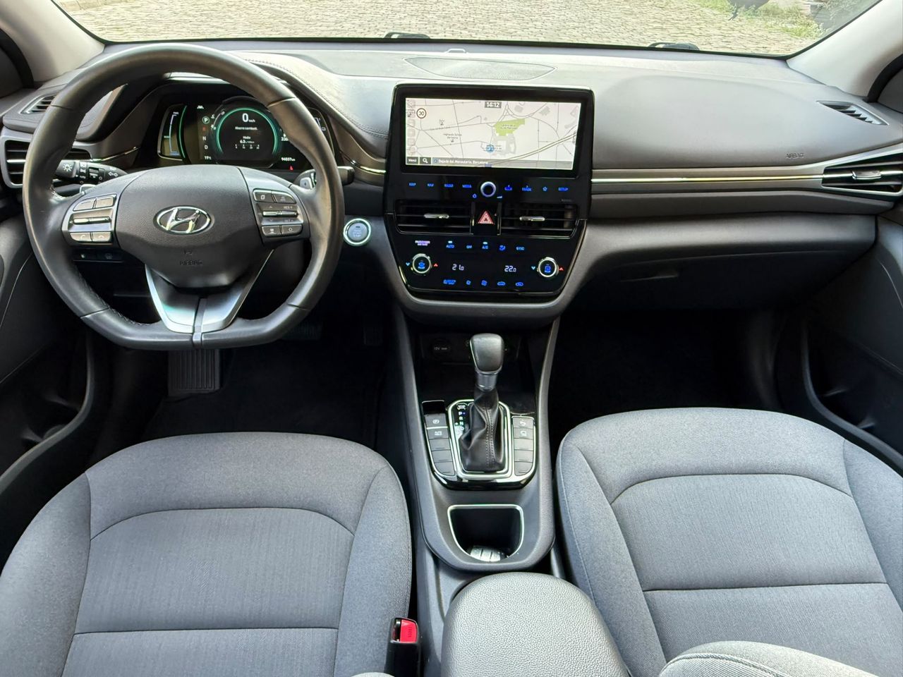 Hyundai IONIQ Híbrido 1.6 GDI 104 kW 2022 de segunda mano en Barcelona