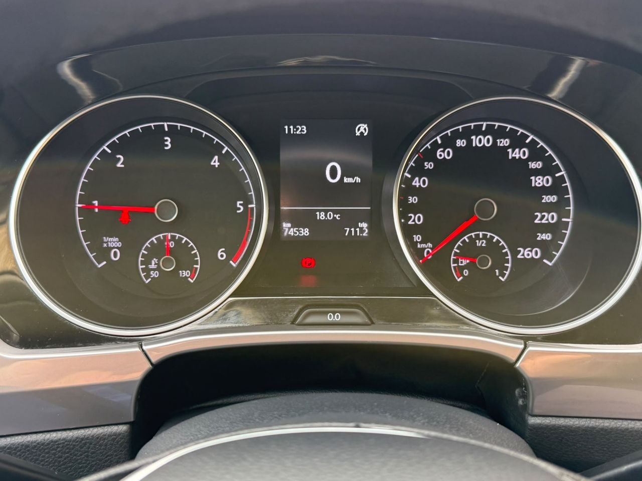Volkswagen Touran Advance 2.0 TDI 90 kW 2022 de segunda mano en Barcelona