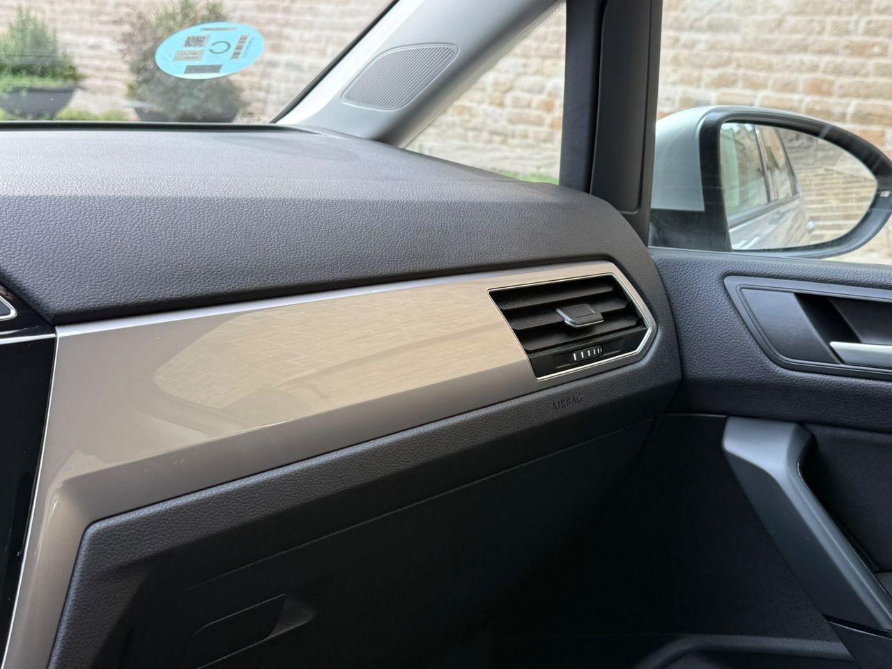 Volkswagen Touran Advance 2.0 TDI 90 kW 2022 de segunda mano en Barcelona