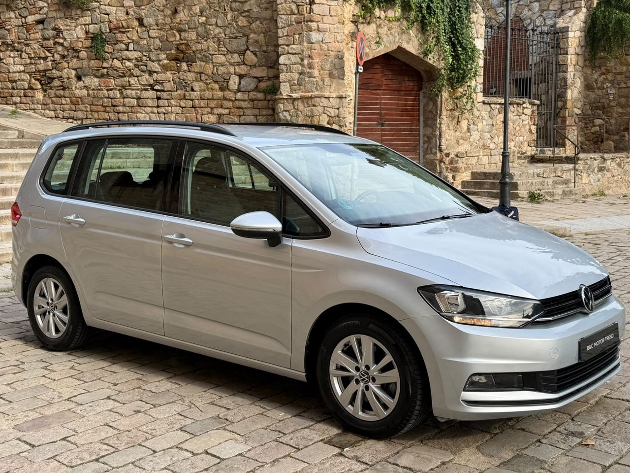 Volkswagen Touran Advance 2.0 TDI 90 kW 2022 de segunda mano en Barcelona