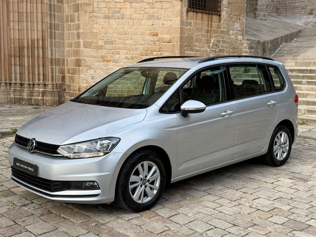 Volkswagen Touran Advance 2.0 TDI 90 kW 2022 de segunda mano en Barcelona