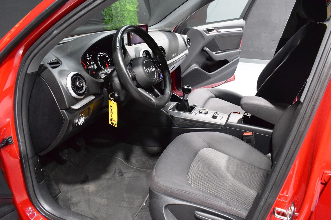 Audi A3 Sportback 30 TDI 85kW (116CV)  - Foto 9
