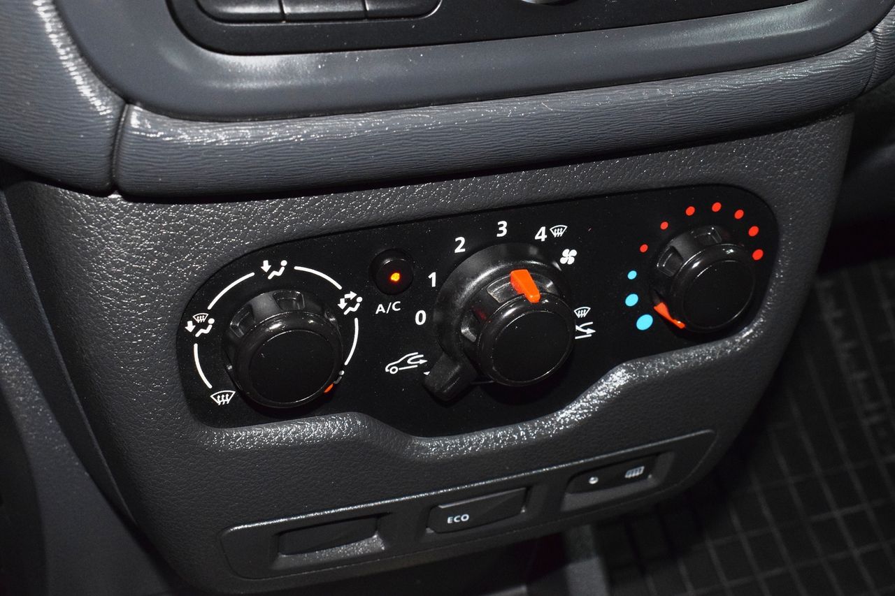 Dacia Dokker Van Essential 1.6 75kW (100CV) GLP  - Foto 18