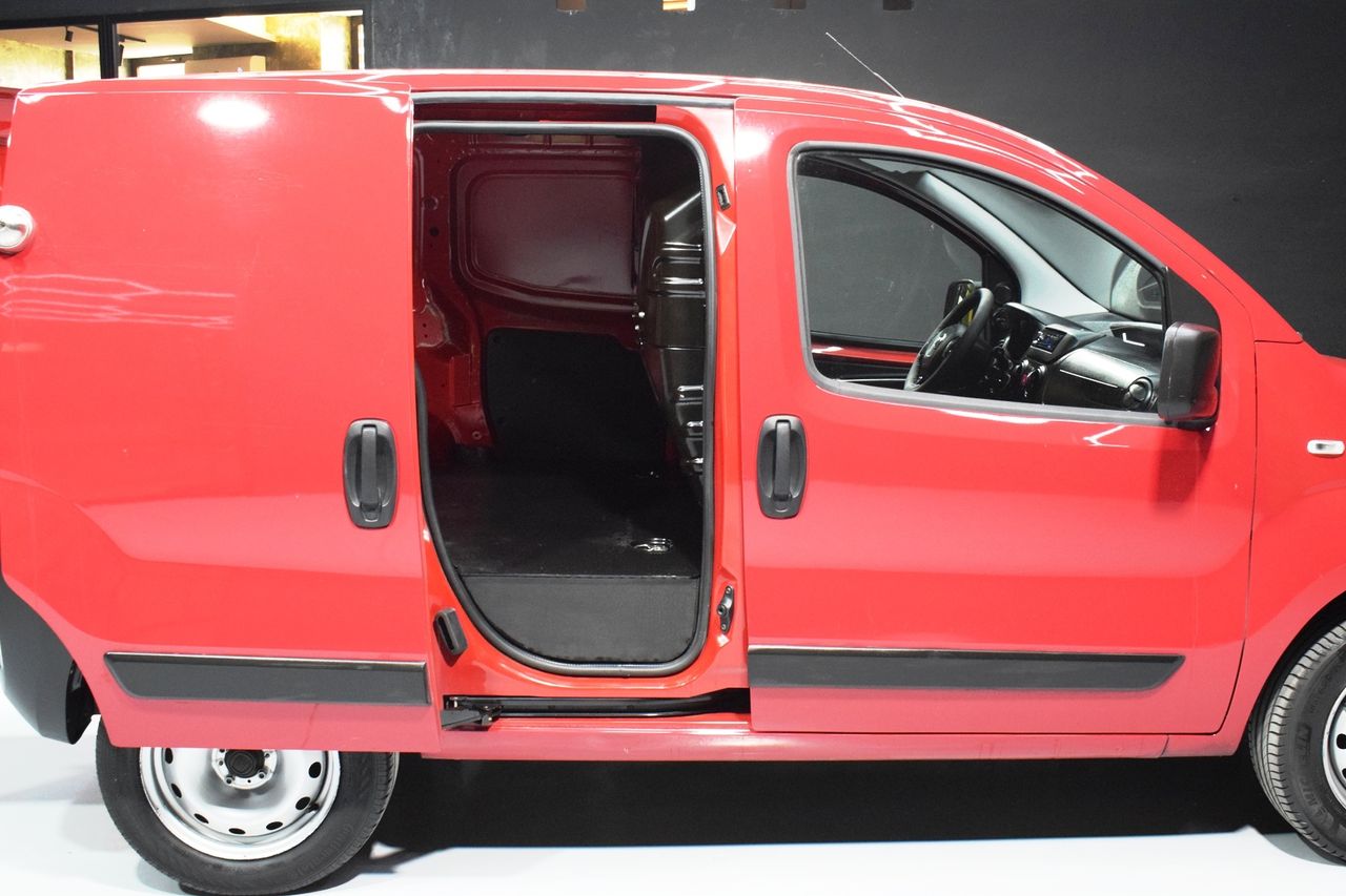Fiat Fiorino Cargo Base 1.4 Natural Power 51kW  - Foto 26