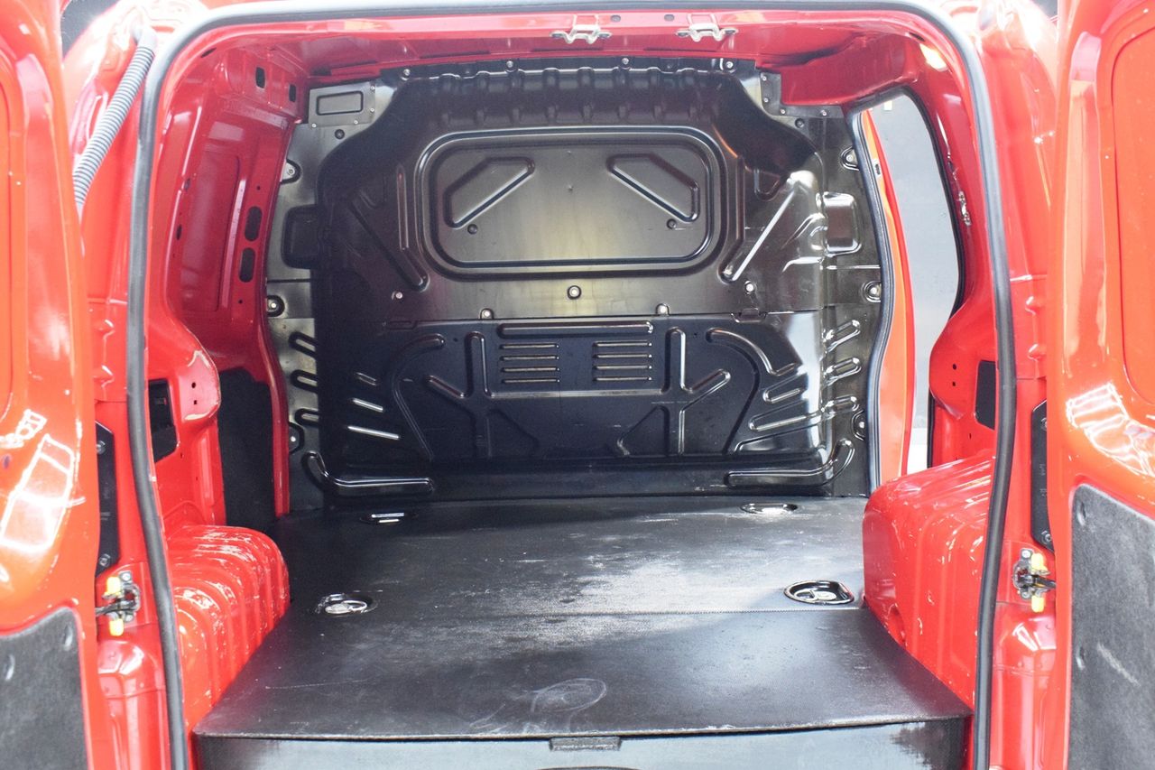 Fiat Fiorino Cargo Base 1.4 Natural Power 51kW  - Foto 28