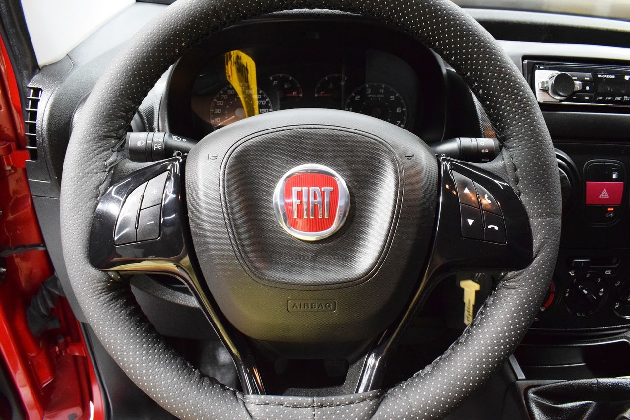 Fiat Fiorino Cargo Base 1.4 Natural Power 51kW  - Foto 18