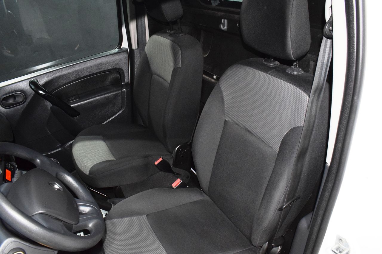 Renault Kangoo MAXI 5P BLUE DCI 70 KW (95CV)  - Foto 10