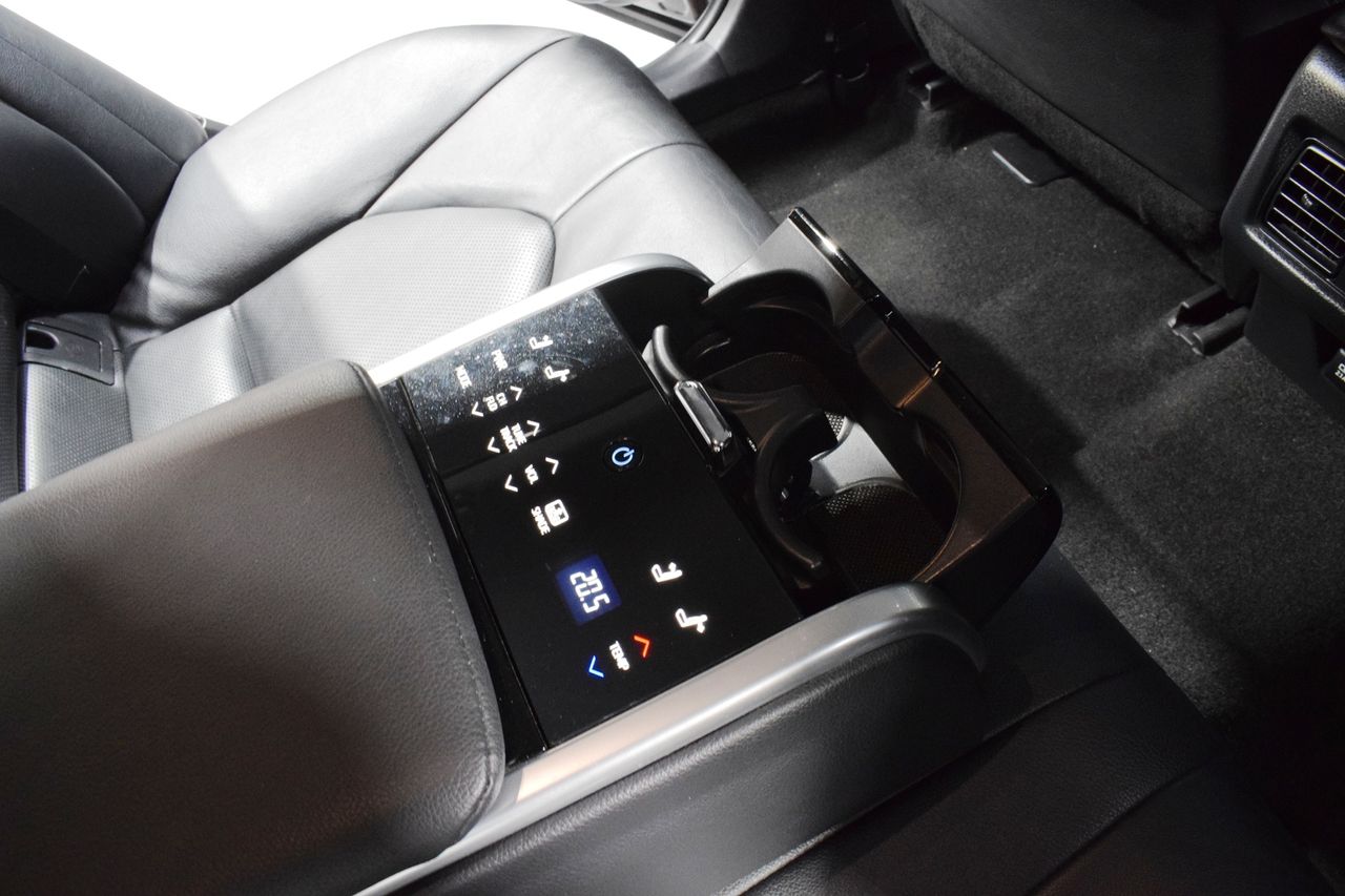 Toyota Camry 2.5 220H Luxury  - Foto 17