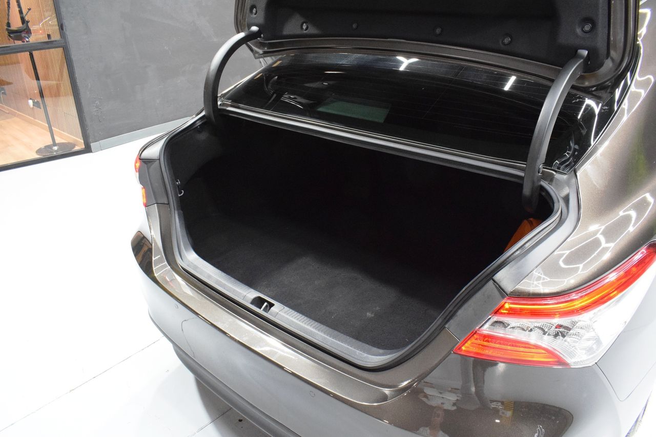 Toyota Camry 2.5 220H Luxury  - Foto 11