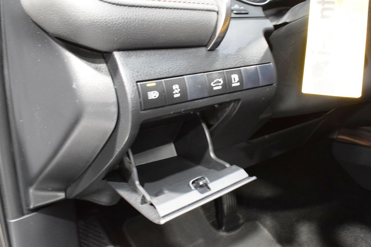 Toyota Camry 2.5 220H Luxury  - Foto 29