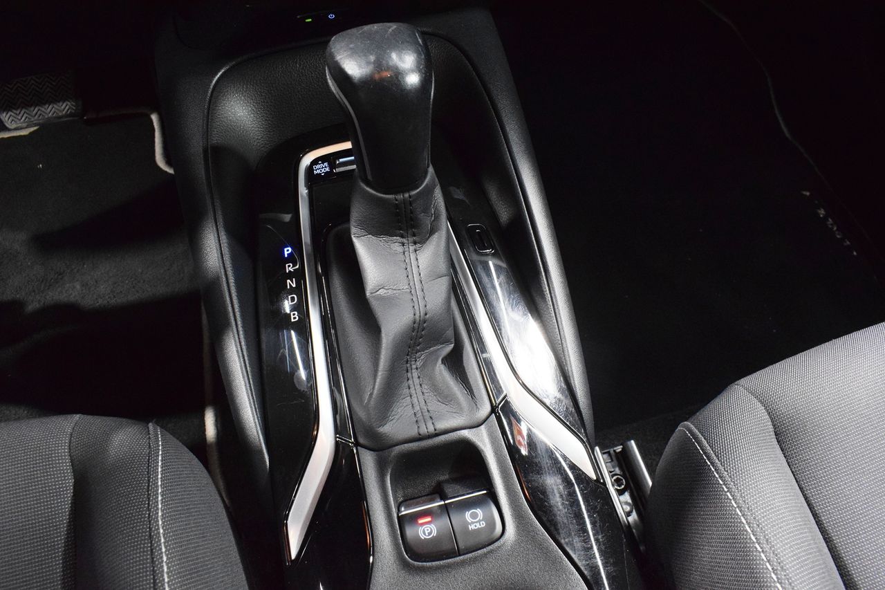 Toyota Corolla  1.8 HYBRID ACTIVE TECH E-CVT  - Foto 17