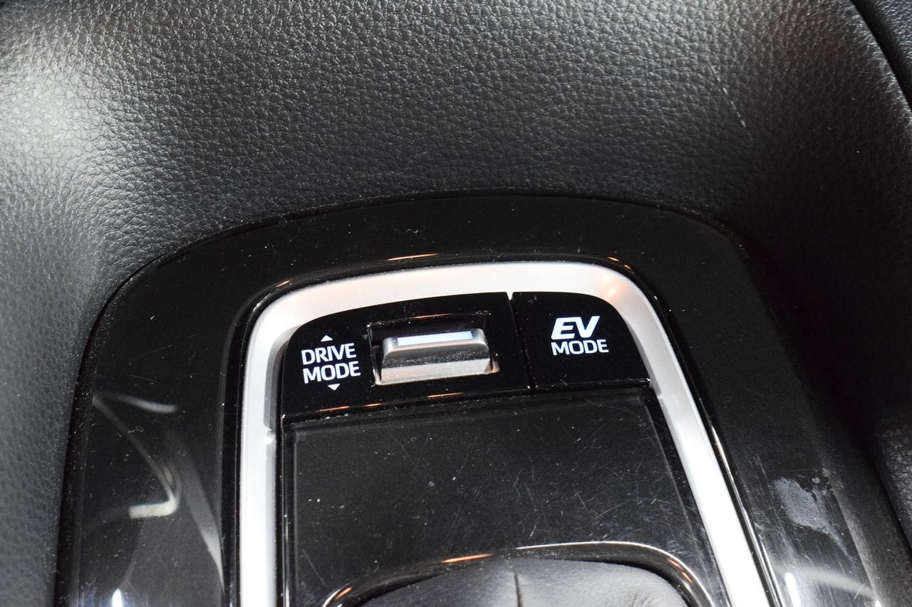 Toyota Corolla  1.8 HYBRID ACTIVE TECH E-CVT  - Foto 18