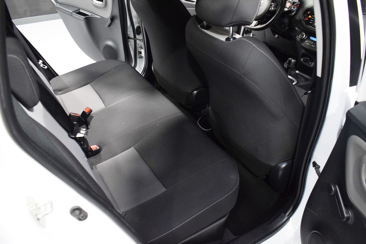 Toyota Yaris 1.5 100H Active Tech  - Foto 14