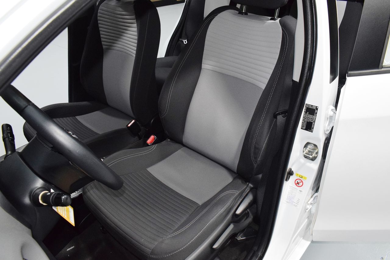 Toyota Yaris 1.5 100H Active Tech  - Foto 9