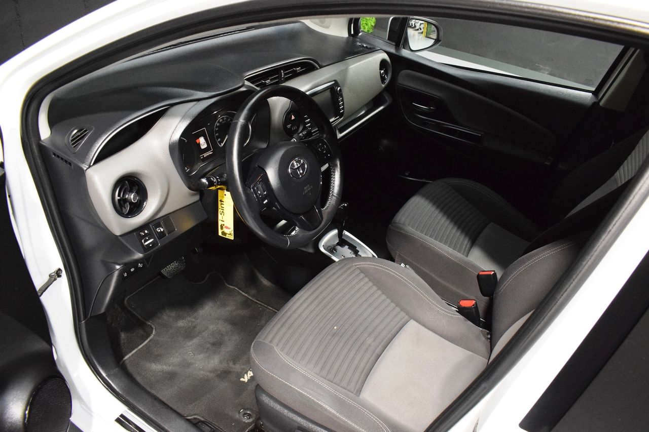 Toyota Yaris Yaris 1.5 100H Active Tech  - Foto 8