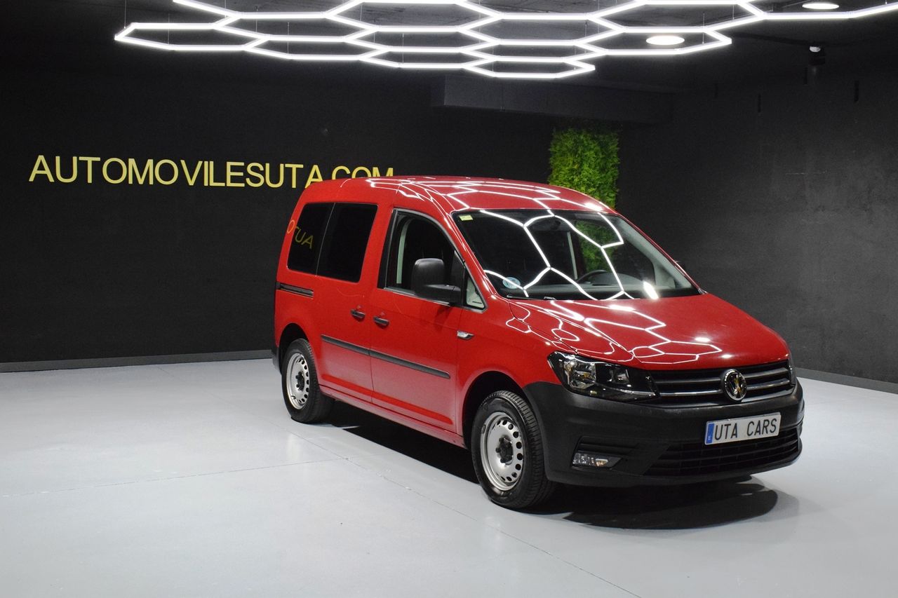 Volkswagen Caddy Profesional Kombi BMT 2.0 100 CV  - Foto 8