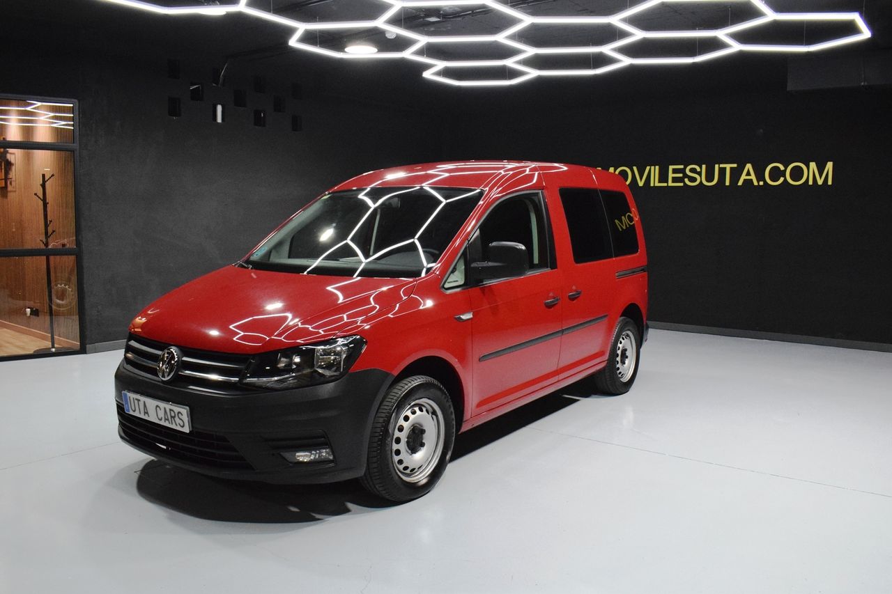 Volkswagen Caddy Profesional Kombi BMT 2.0 100 CV  - Foto 4