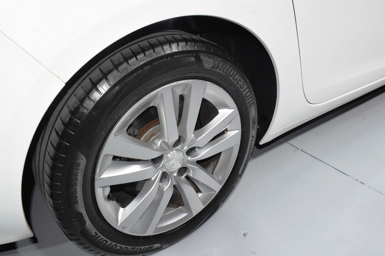 Peugeot 308 SW ACTIVE PACK BLUEHDI 100 SS  - Foto 27