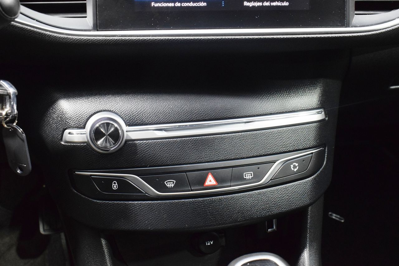 Peugeot 308 SW ACTIVE PACK BLUEHDI 100 SS  - Foto 17