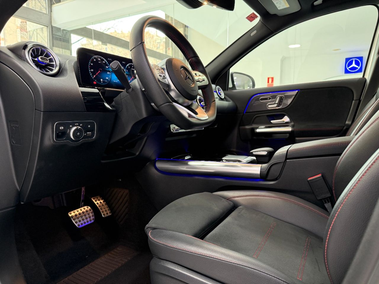 mercedes gla 2021 / foto grande (3)