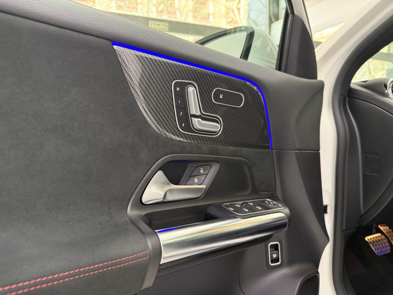 mercedes gla 2021 / foto grande (2)