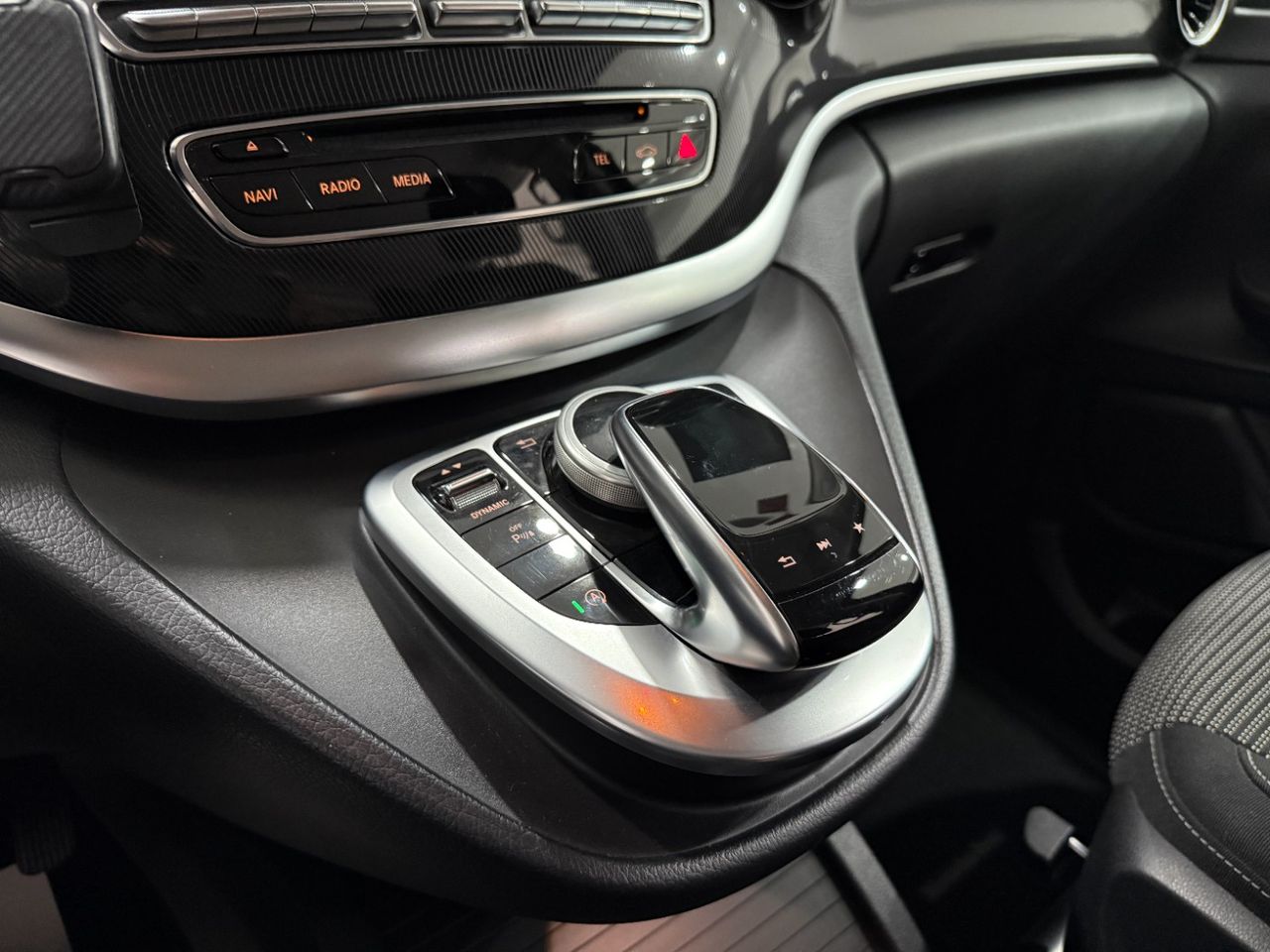 Mercedes Clase V 220 d Larga  Avantgarde 9G  - Foto 10