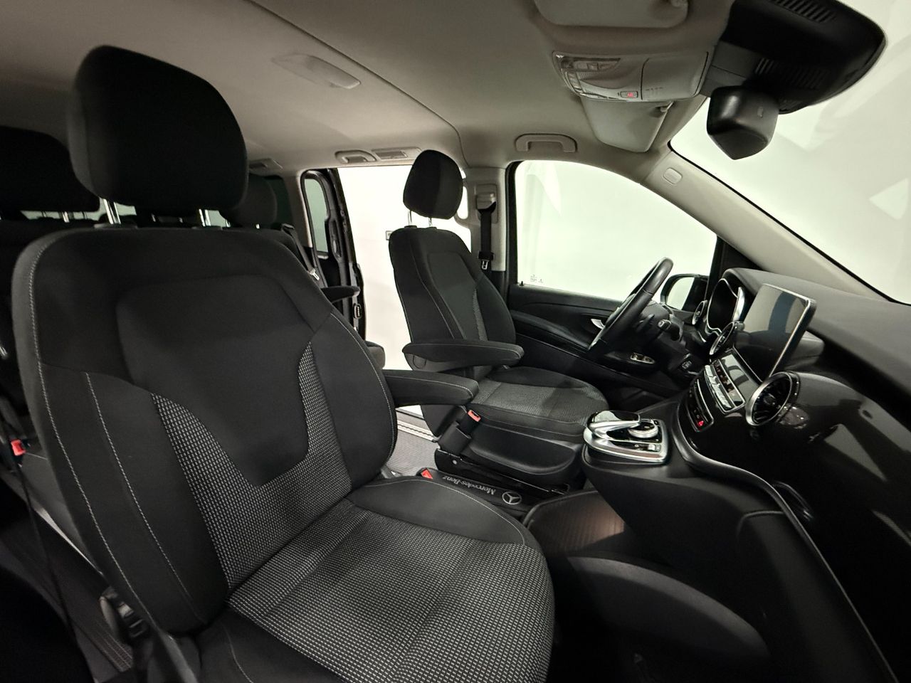 Mercedes Clase V 220 d Larga  Avantgarde 9G  - Foto 18