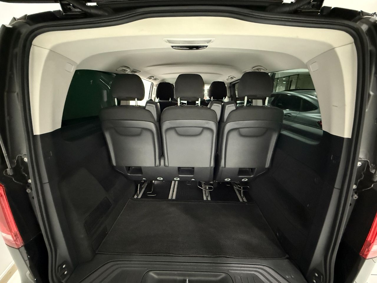 Mercedes Clase V 220 d Larga  Avantgarde 9G  - Foto 21