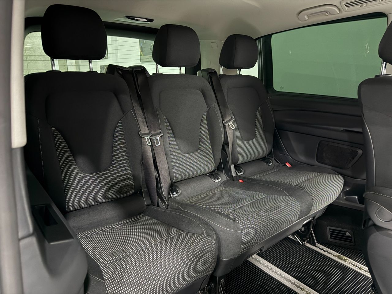 Mercedes Clase V 220 d Larga  Avantgarde 9G  - Foto 13