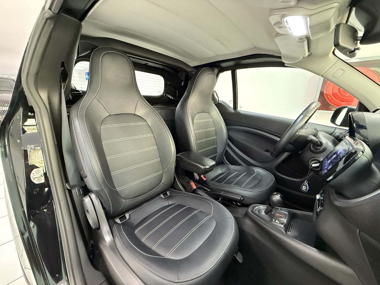 Smart Fortwo EQ Brabus Limited Edition 1/1  - Foto 16