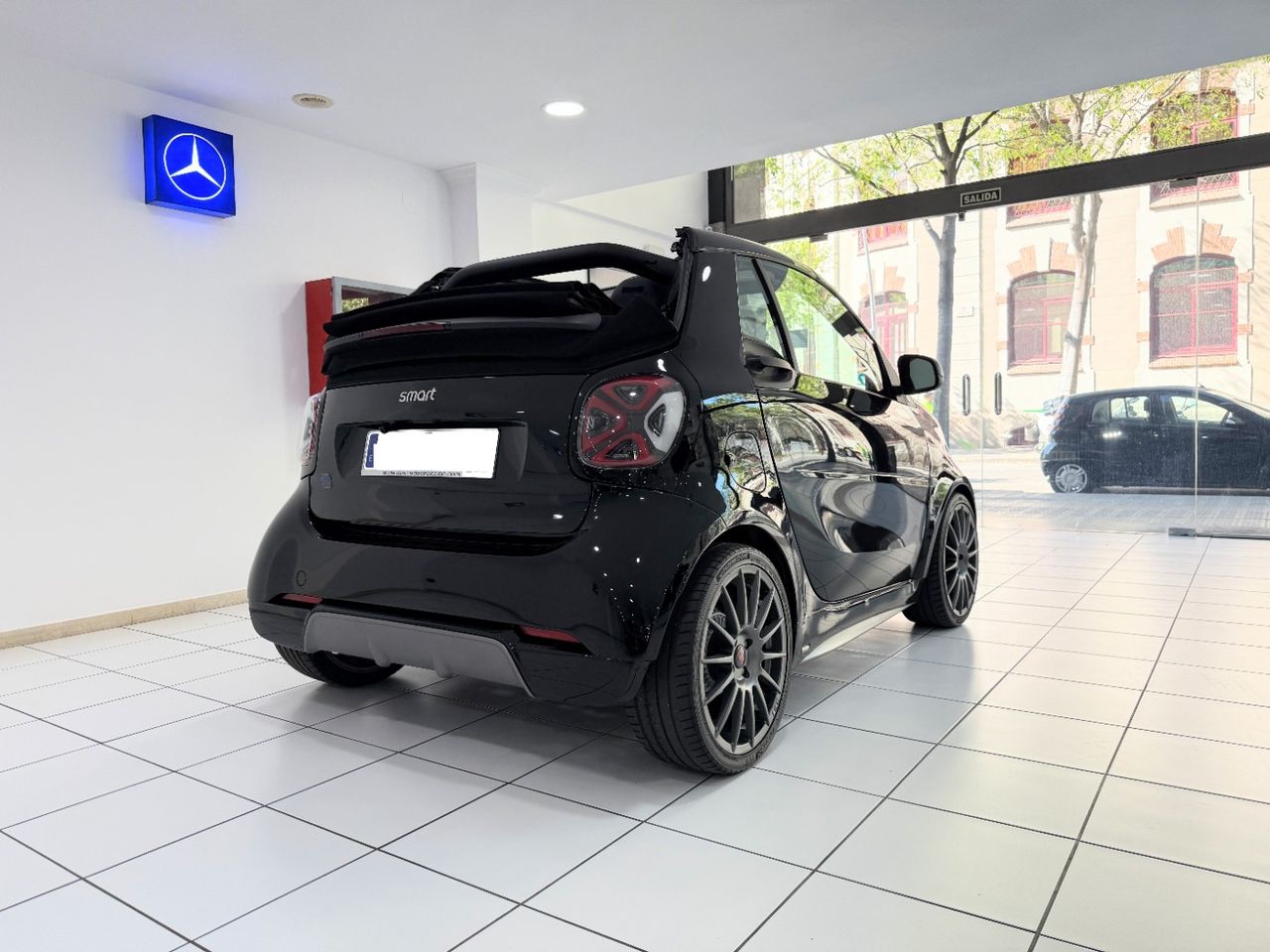 Smart Fortwo EQ Brabus Limited Edition 1/1  - Foto 22