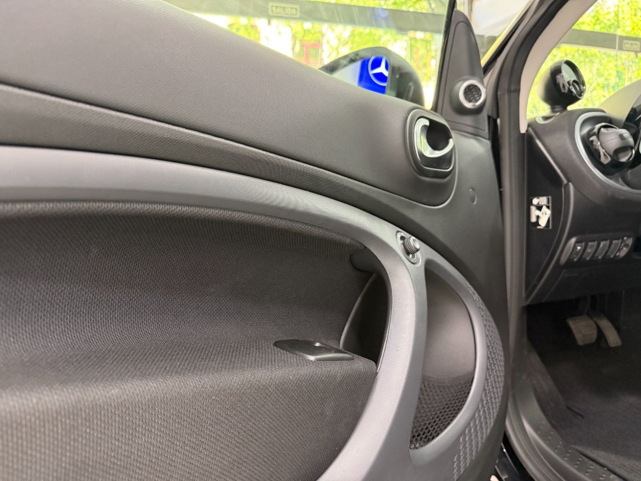 Smart Fortwo EQ Brabus Limited Edition 1/1  - Foto 3