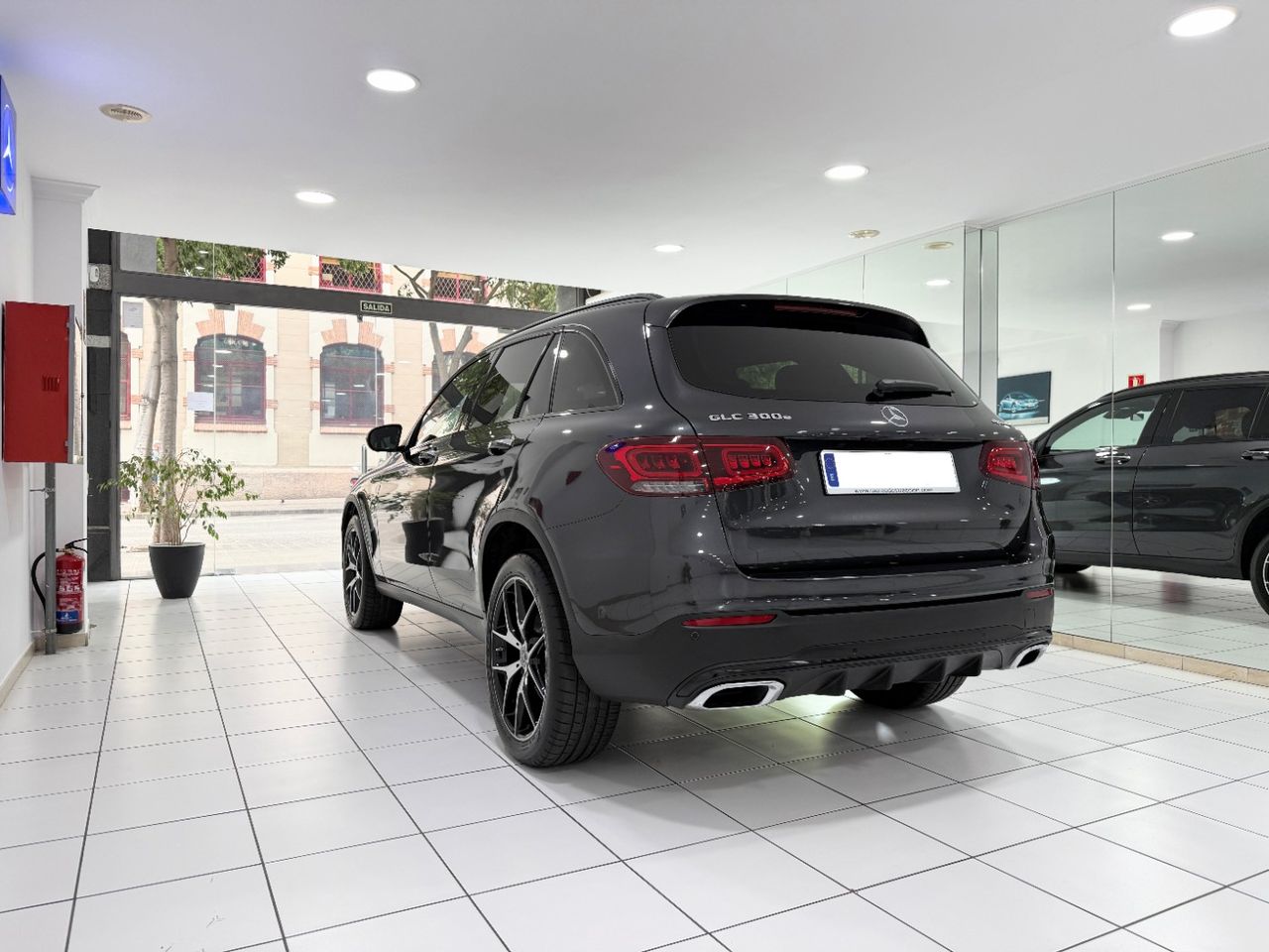 Mercedes GLC 300 e 4MATIC  - Foto 29