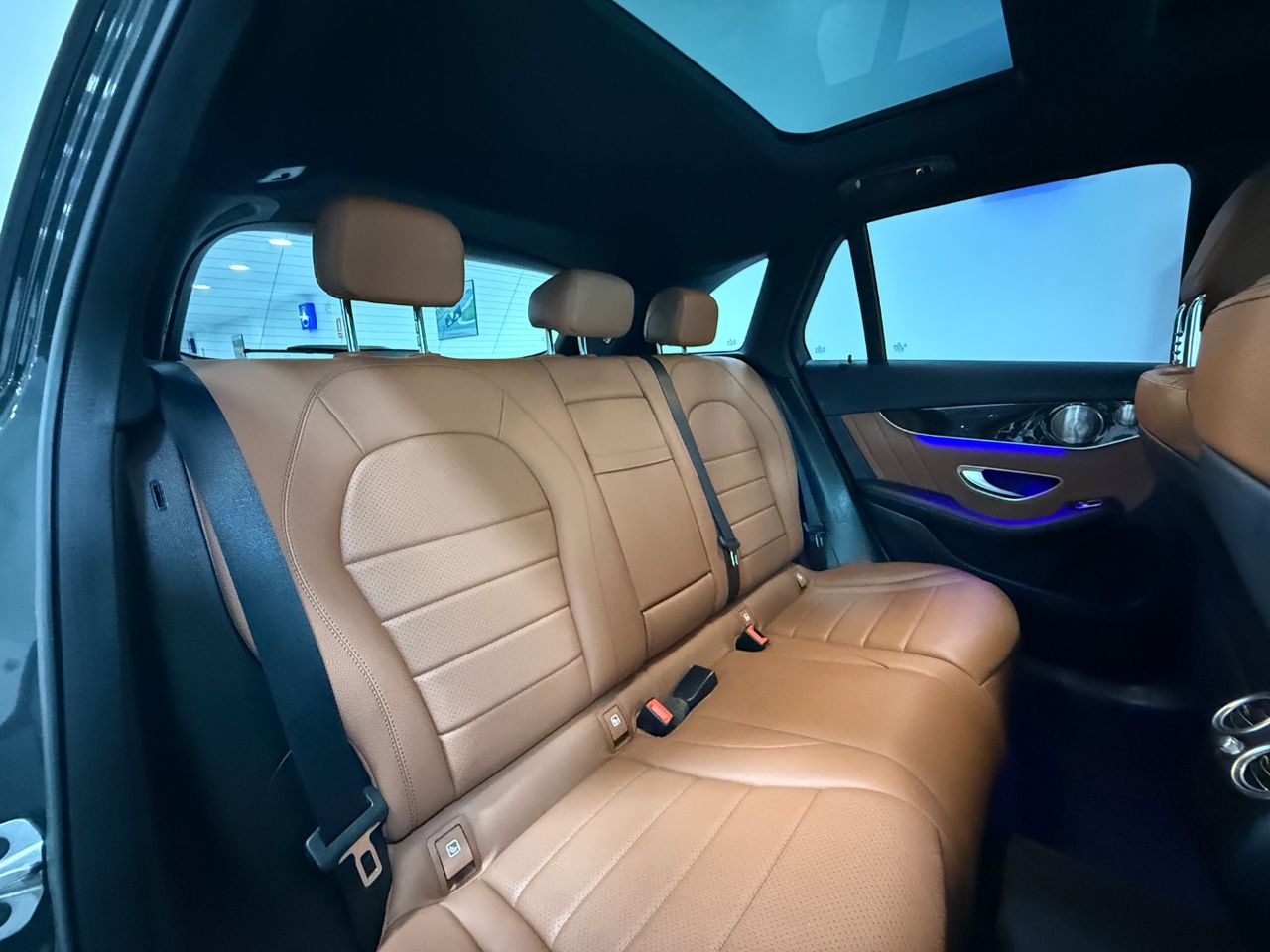 Mercedes GLC 300 e 4MATIC  - Foto 22